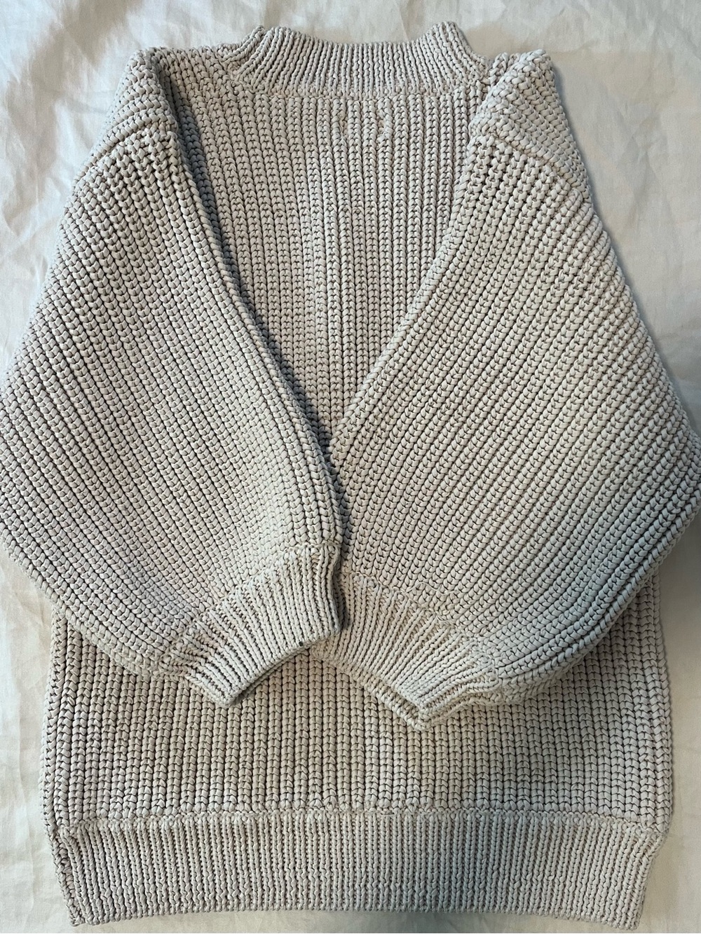 Cream Crew-Neck Puff Sleeve Knit Sweater - Picture 3 of 4